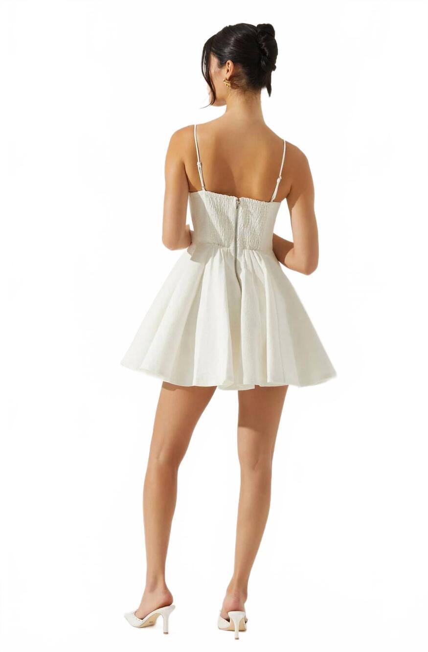 NEW ASTR fenna textured corset mini dress in white - Picture 3 of 5